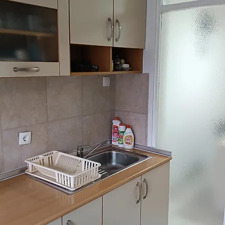 Opremljen Stan Na Alipasin Polju