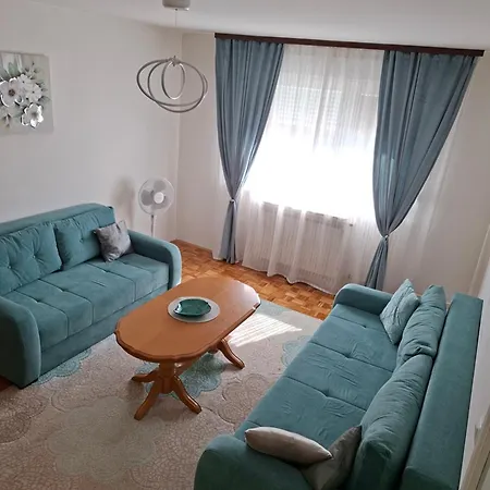 Stan Sarajevo-novi Grad Appartamento *