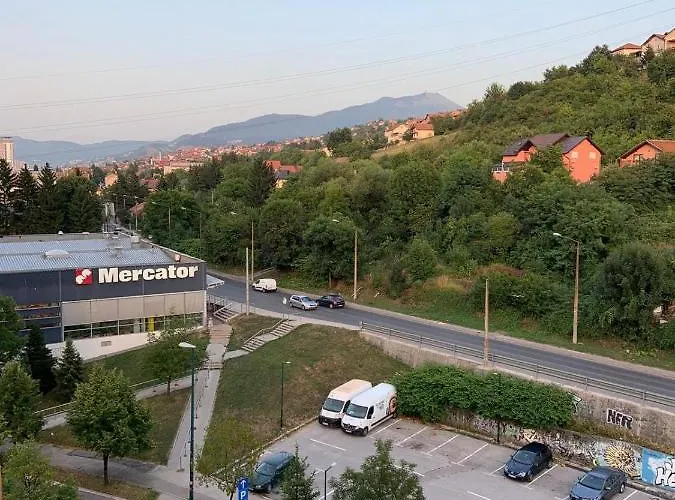 Stan Sarajevo-novi Grad Appartamento