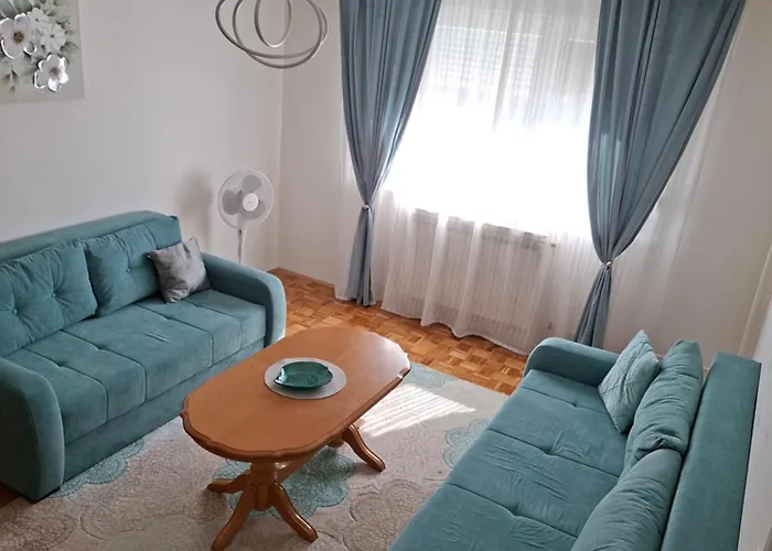 Stan Sarajevo-novi Grad Appartamento *